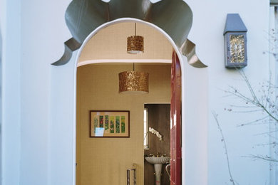 Example of a tuscan entryway design in Los Angeles