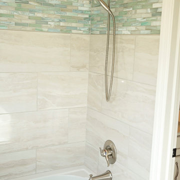 Shower Wall Tile & Fixture