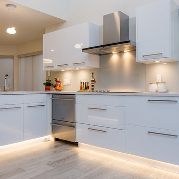 A shiny white kitchen