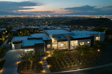 Photo of a modern house exterior in Las Vegas.