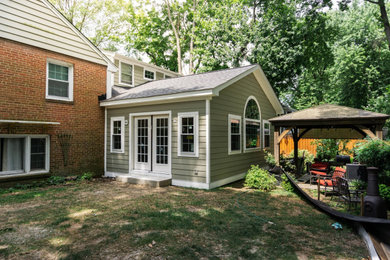 Elegant sunroom photo in DC Metro