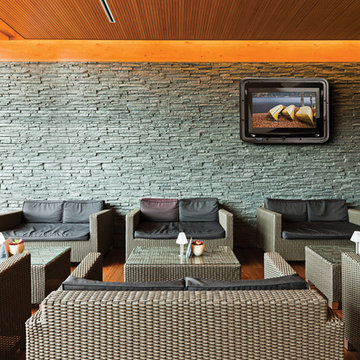 Outdoor TV Enclosure for your outdoor entertainment area