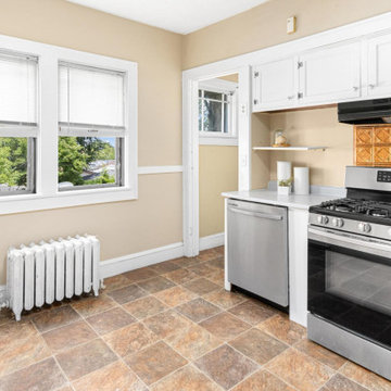 Minneapolis Charming Bungalow