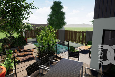 Cette image montre une piscine minimaliste de taille moyenne et sur mesure avec une terrasse en bois.
