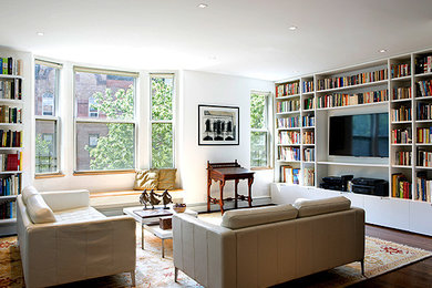 Inspiration for a timeless home design remodel in New York