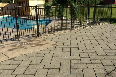 Design ideas for a mid-sized contemporary full sun backyard concrete paver outdoor basketball/tennis/multi-game court in Toronto for summer.