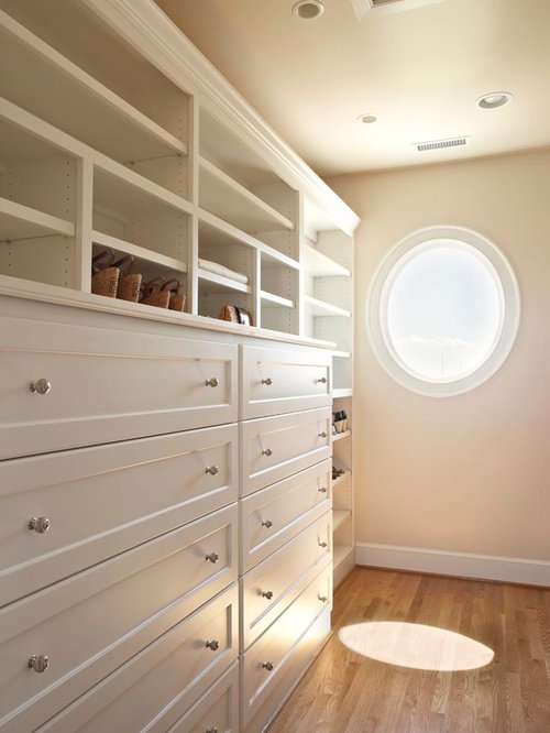 Beach Cottage Closet Design Ideas, Remodels & Photos