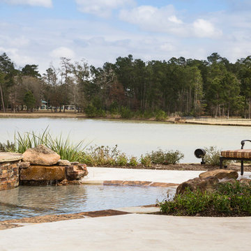 Woodlands Lake Residence