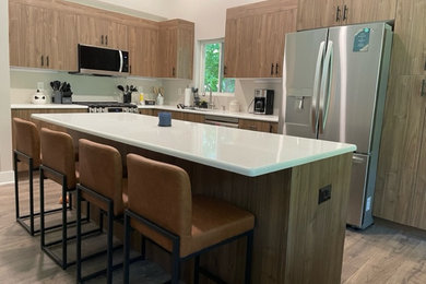 Kitchen - kitchen idea in Detroit