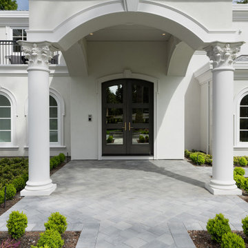 372 St. James Crescent West Vancouver