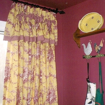 Kitchen window treatments