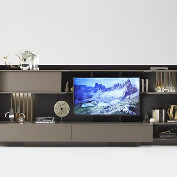 Turati T4 Free Standing