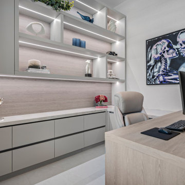 Boynton Beach Bachelor Pad
