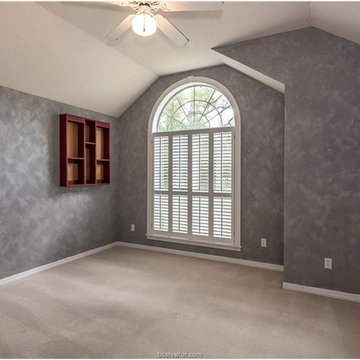 5822 Stallion Ridge