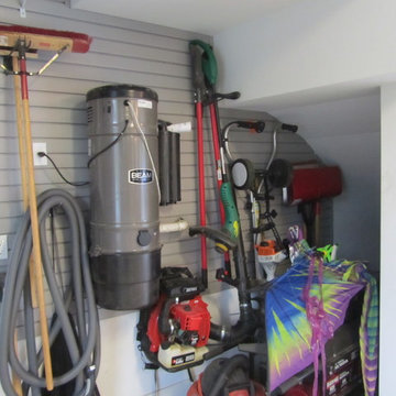 Family of 10 Gets Storage Solutions