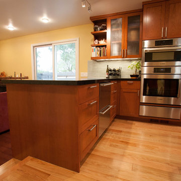 Peninsula end no visible plugs or false doors for a clean look