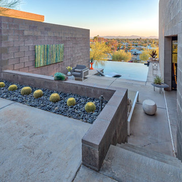 North Mountain Hillside Negative Edge Pool
