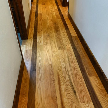 Victorian Red Oak with Walnut Border