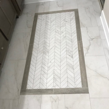 Midland - Craftsman Style Master Bathroom