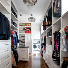 Walk In Closet/Laundry