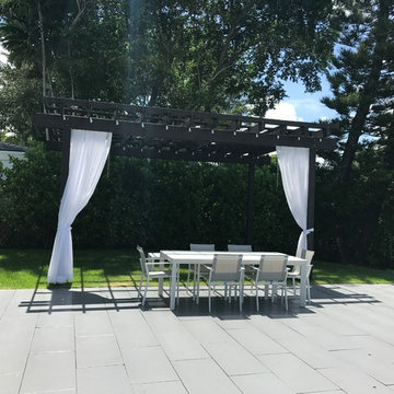 Contemporary Outdoor Living Area at Bay Point