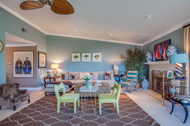 Eclectic living room photo in Los Angeles