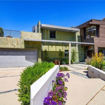 4929 Calvin Ave. Tarzana, Ca