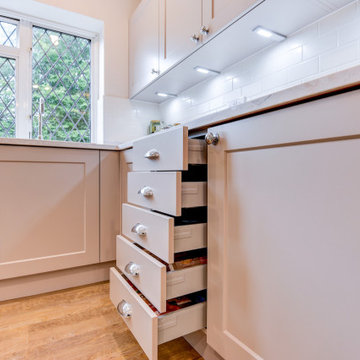 Timeless Mereway Kitchen in Worthing, West Sussex