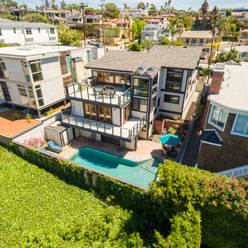 Manhattan Beach Hillside Residence