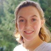 Ashleigh De Simones foto