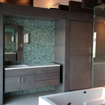 Modern Luxury Bathroom