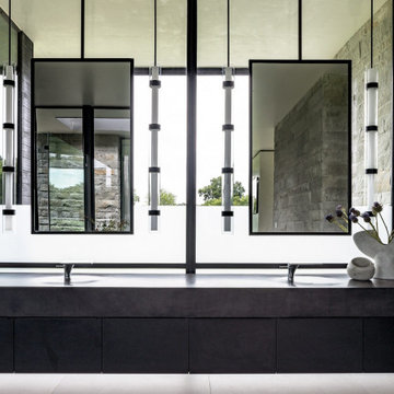 M RESIDENCE