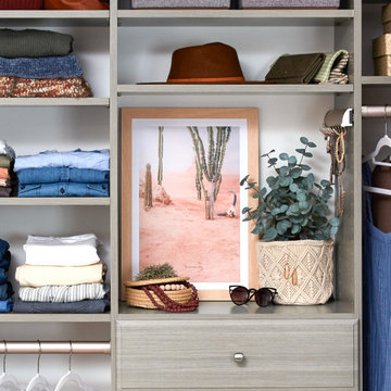 Capsule Wardrobe Reach-In Closet