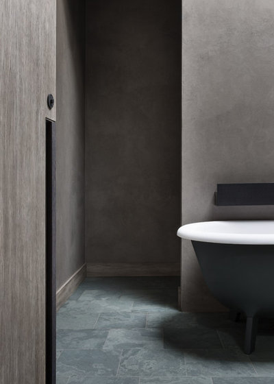 Лофт Ванная комната by KRAUZEarchitects