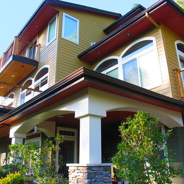 Exterior Craftsman Paint Color & Bold Accents