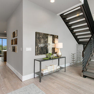 Greater Seattle Area | The Oslo Foyer