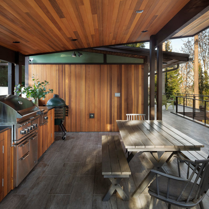 Wrap Around Deck - Photos & Ideas | Houzz