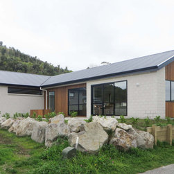 Premier Brick Country in White - Products