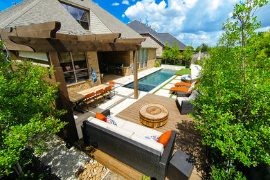 Inspiration for a modern pool remodel in Houston