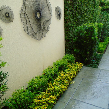Outdoor Garden Art Gallery and Living Space