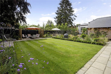 Photo of a medium sized classic back garden in Berkshire.