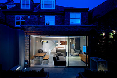 This is an example of a contemporary exterior in London.
