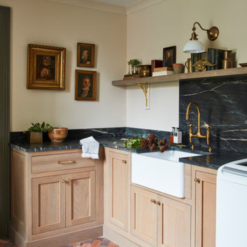 Warm & Cozy Mudroom/Laundry