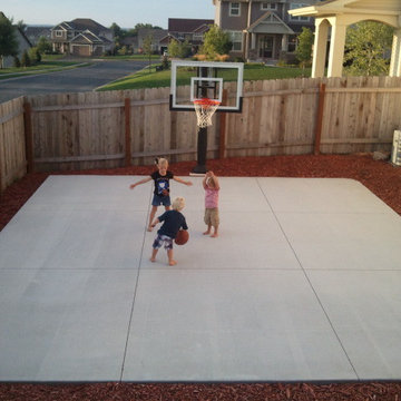 Micah B's Pro Dunk Silver Basketball System on a 22x25 in Shakopee, MN