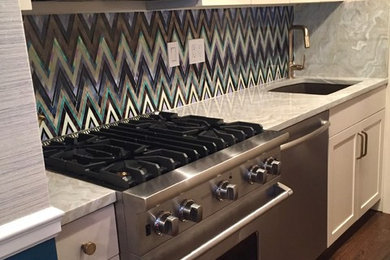 Example of a kitchen design in New York