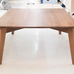 Tisch Pebl - Dining Tables