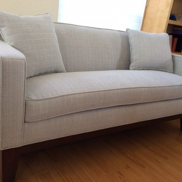 AMANDA STYLE - MID-CENTURY MODERN