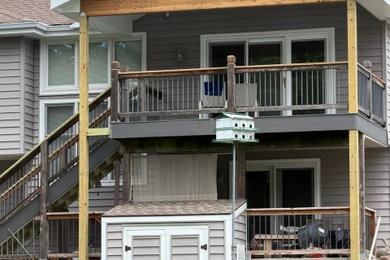 Inspiration for a timeless deck remodel in Kansas City