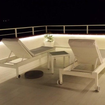 piccolo attico fronte mare