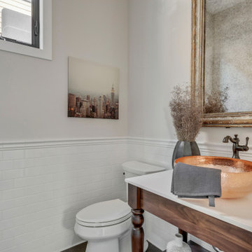 Show Stopping 2 Storey Home in Parkdale, Calgary